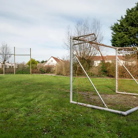 Zeewind 246 With Parking By Interhome *